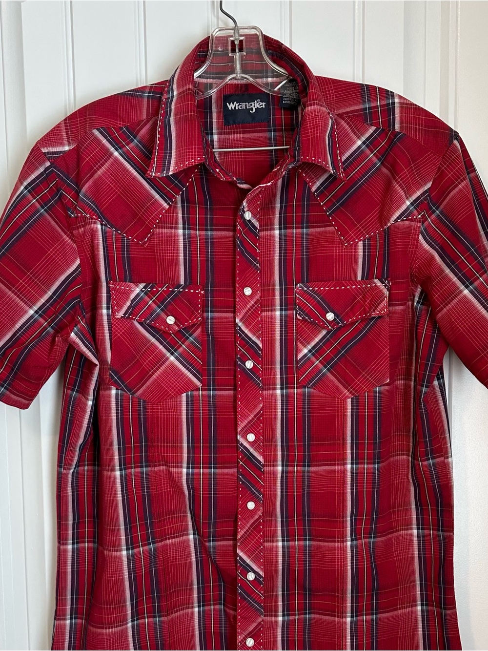 Wrangler Men's Red Short-Sleeve Western Plaid Shirt M/L